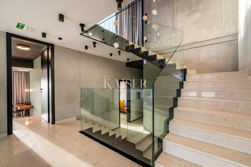 Zara - Proprietà esclusiva con due ville.