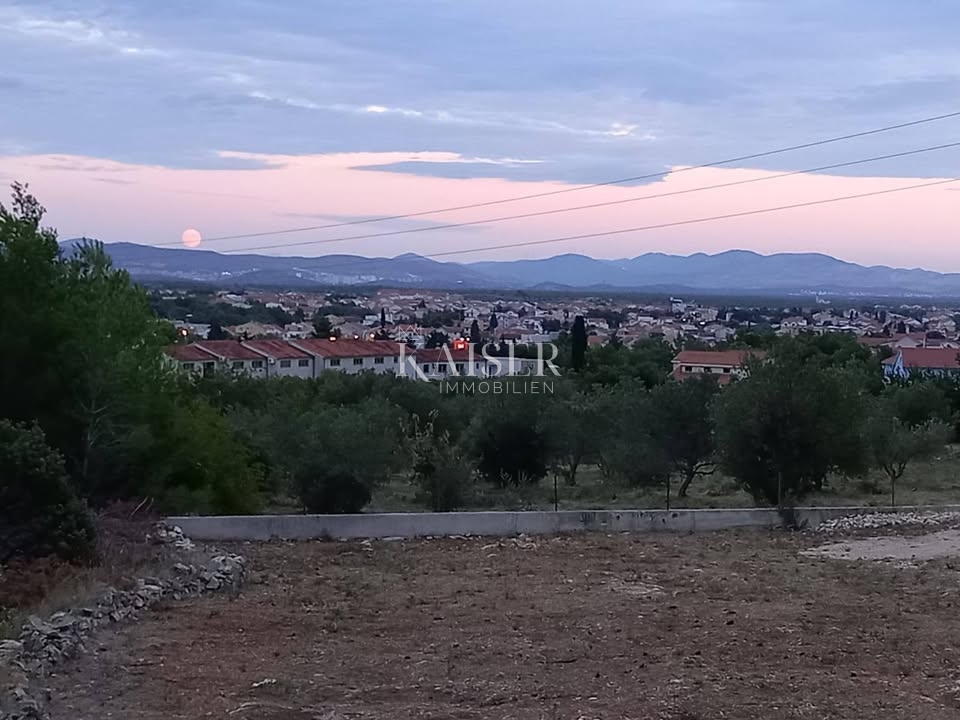 Земля під забудову Vodice, 649m2