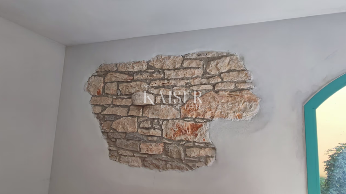 Istria, Buie, dintorni - appartamento 76m2, possibilità di gestione dell'affitto