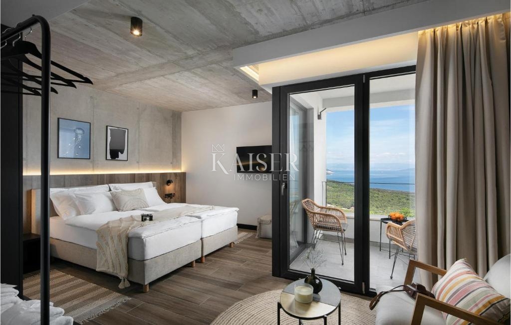Istria, Rabac - villa di design sul mare, 396 m2
