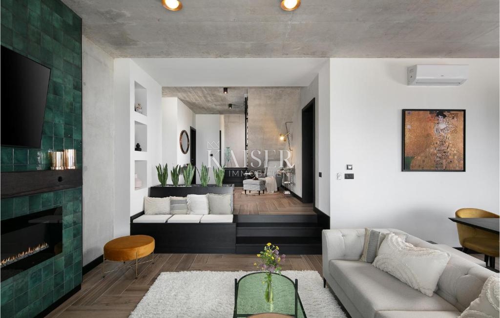 Istria, Rabac - villa di design sul mare, 396 m2