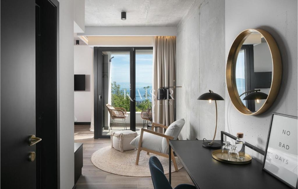 Istria, Rabac - villa di design sul mare, 396 m2