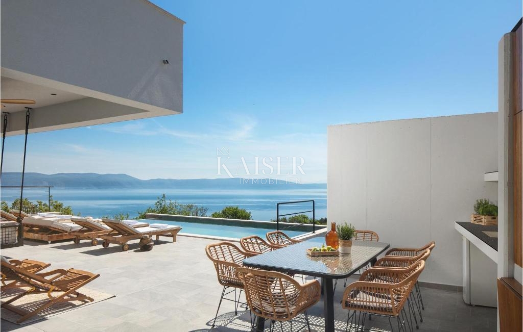 Istria, Rabac - villa di design sul mare, 396 m2