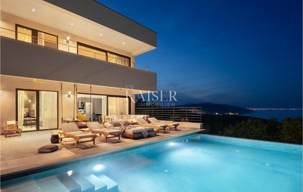 Istria, Rabac - villa di design sul mare, 396 m2