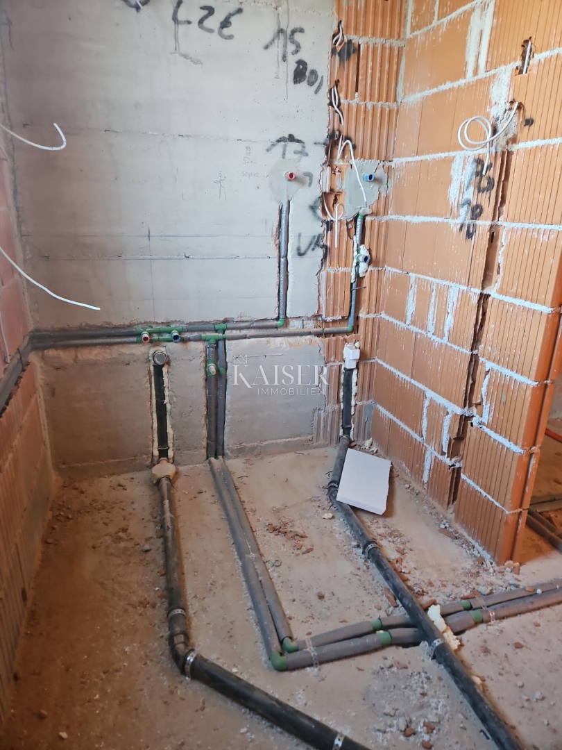 Sebenico, Brodarica - appartamento con una camera da letto 62,96 m2 in un nuovo edificio vicino alla spiaggia Rezalište