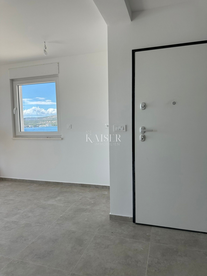 ŠIBENIK, ROGOZNICA - Appartamento con due camere da letto e vista mare