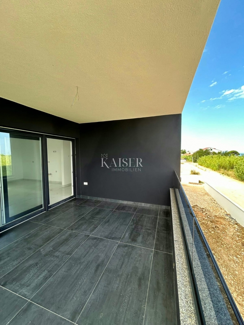 Zara - Privlaka, appartamento con terrazza sul tetto a 150 m dal mare