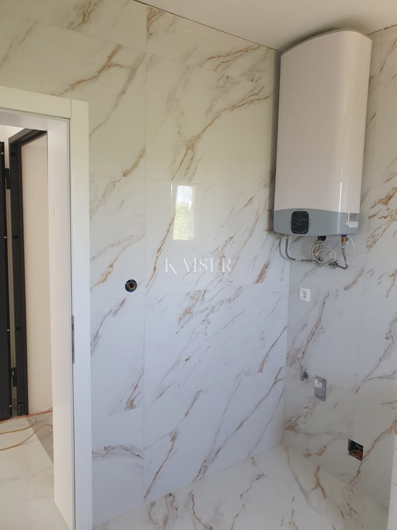 Zara - Privlaka, appartamento con terrazza sul tetto a 150 m dal mare