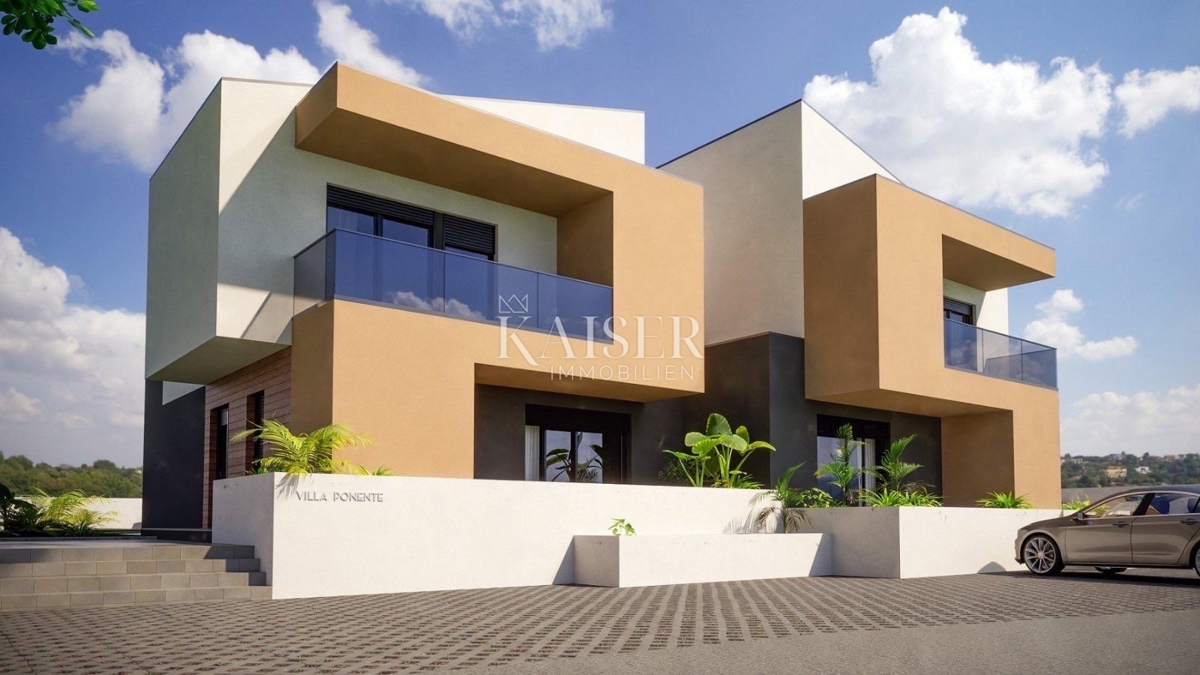 Istria - Kaštelir, terreno con permesso di costruire