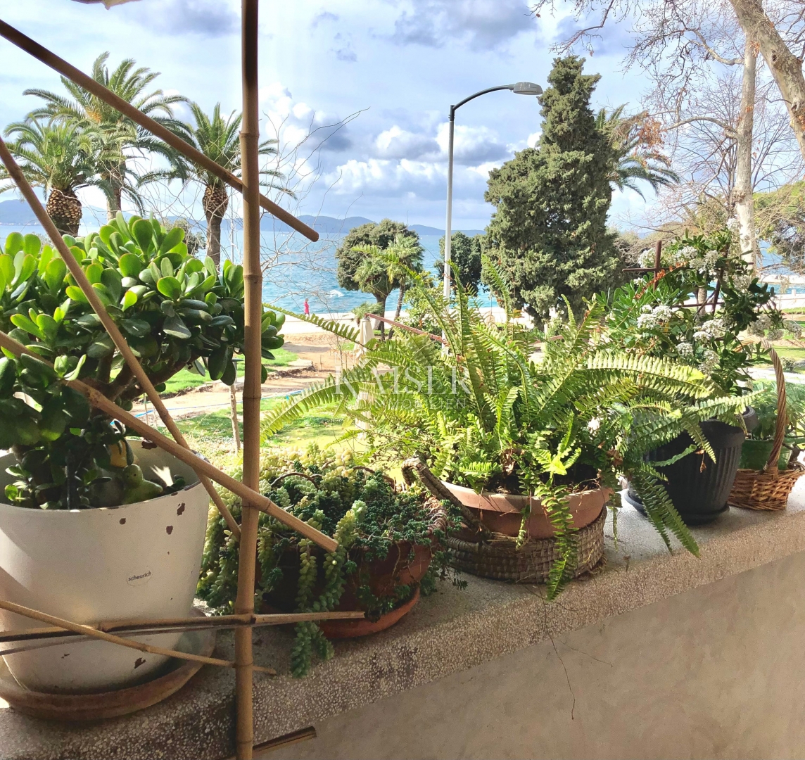 Zara, lungomare, prima fila al mare - appartamento con vista incantevole