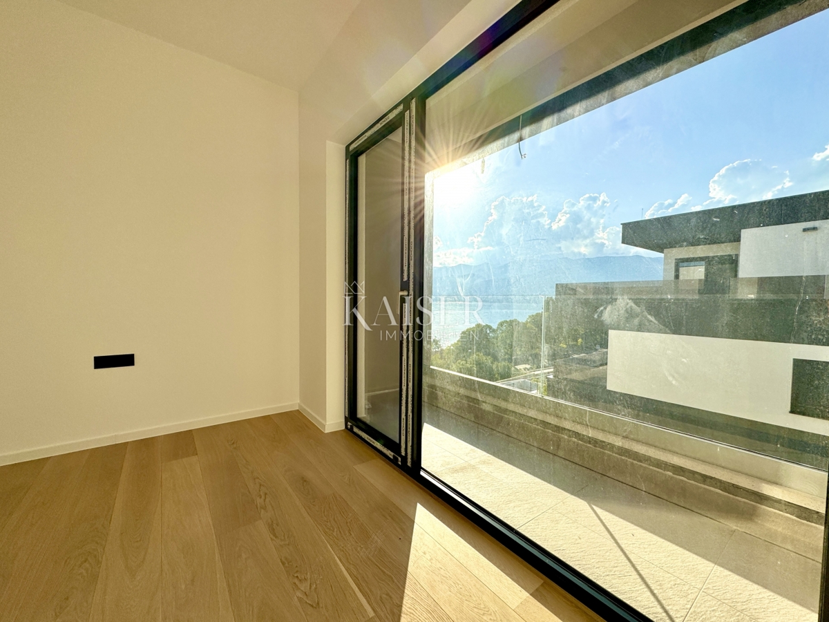 Rijeka, Bivio – Appartamento (4) con 3 camere da letto, terrazza e splendida vista a 100 m dal mare