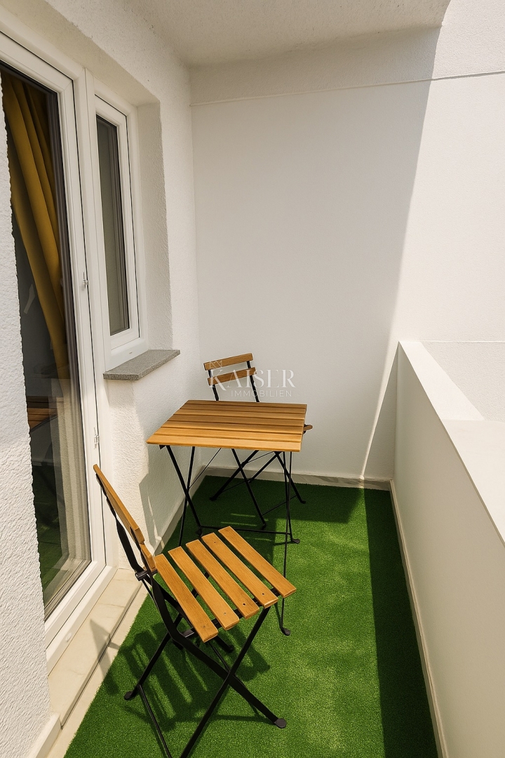 Vir – casa con 6 appartamenti e garage, a 200 m dal mare