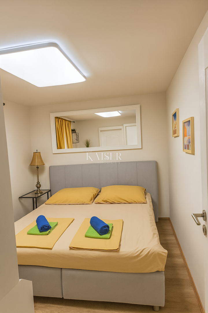 Vir – casa con 6 appartamenti e garage, a 200 m dal mare