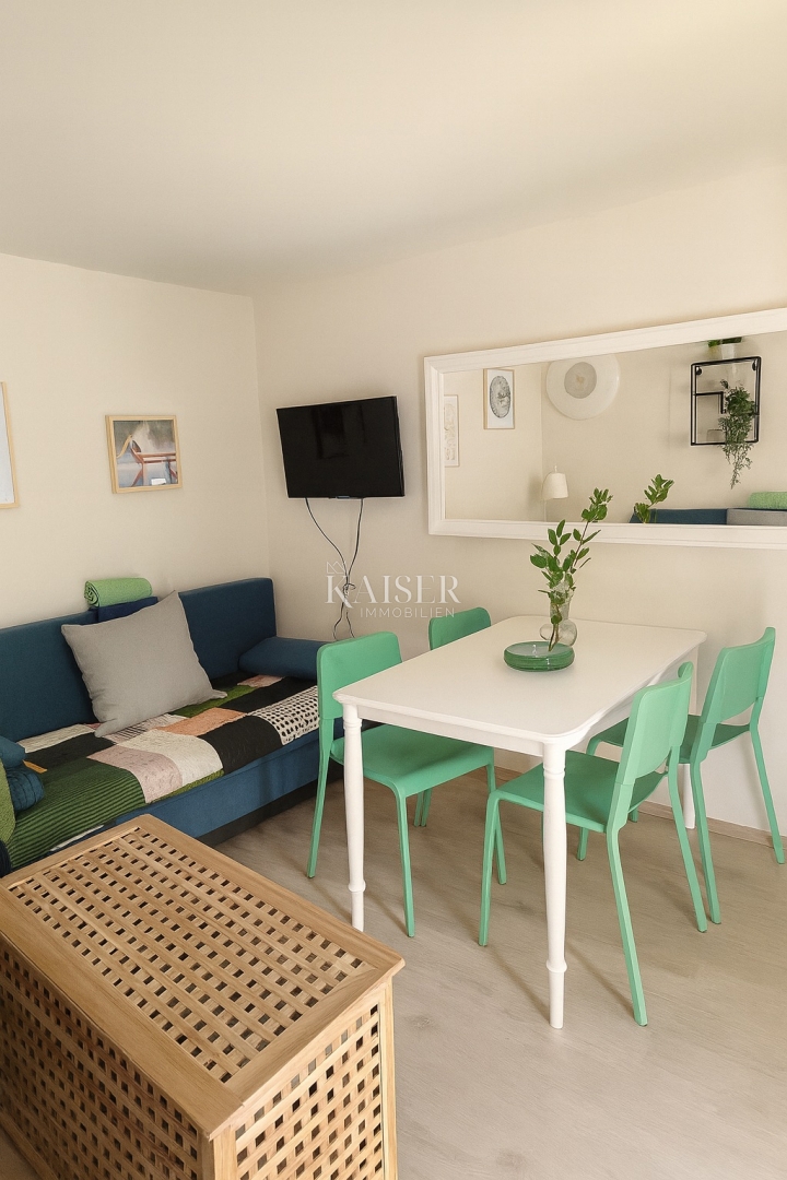 Vir – casa con 6 appartamenti e garage, a 200 m dal mare