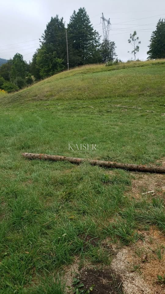 Земля під забудову Stari Laz, Ravna Gora, 1.071m2