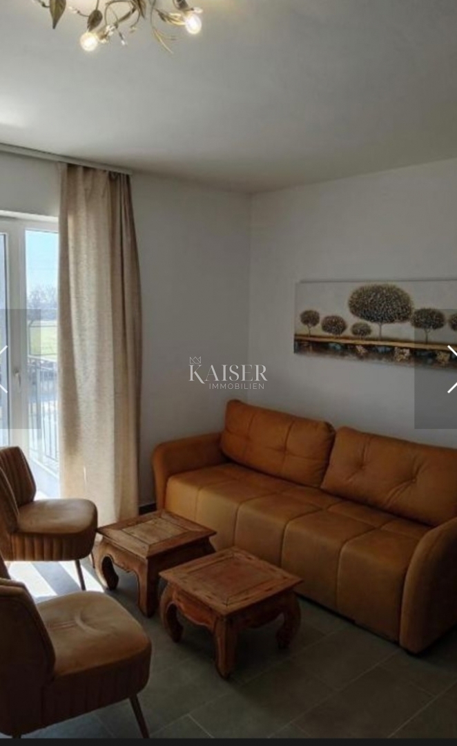 Istria, Pola - Casa con 5 appartamenti e due piscine