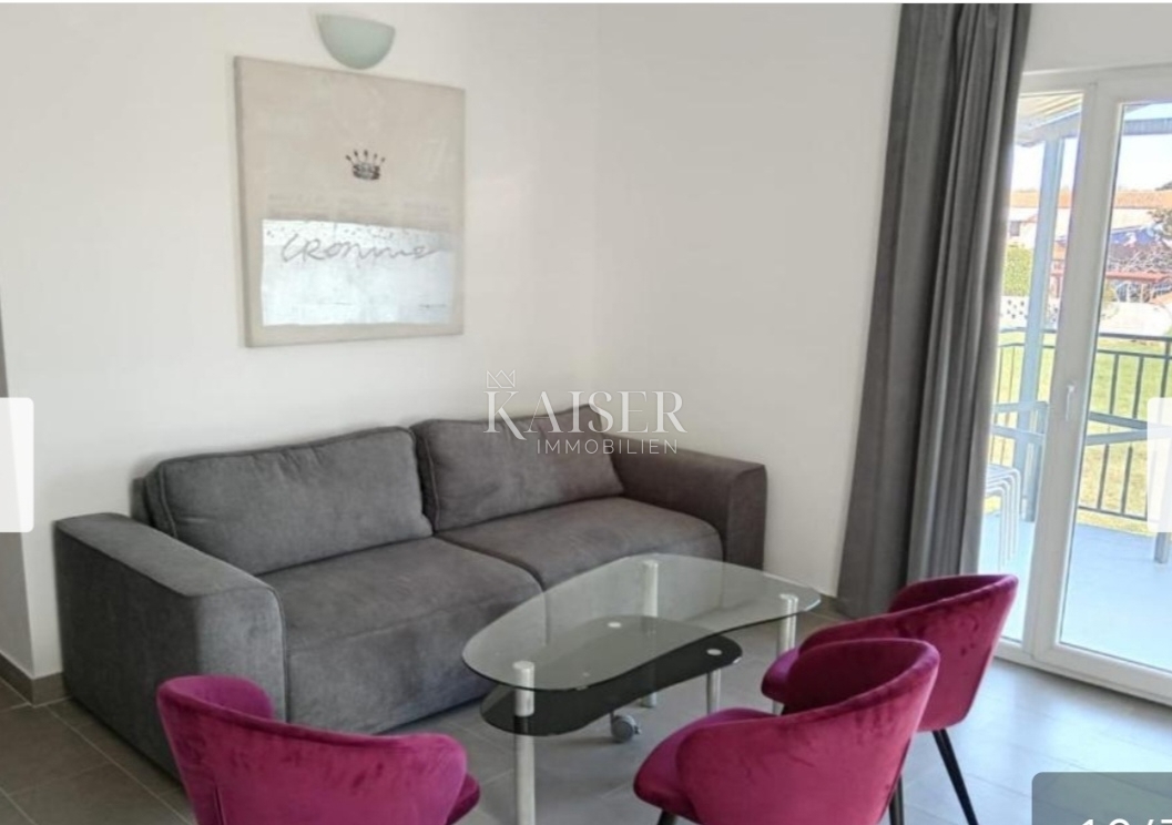 Istria, Pola - Casa con 5 appartamenti e due piscine