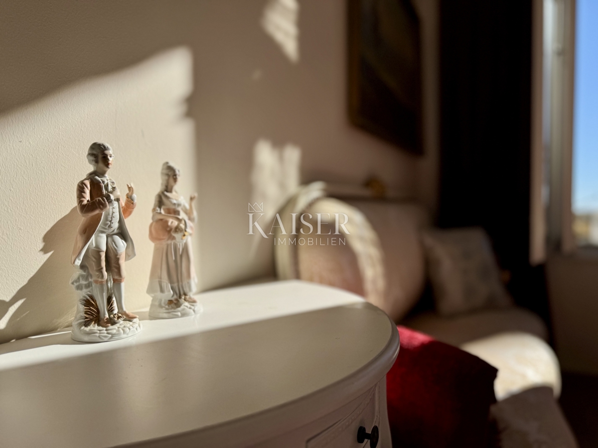 Opatija – Due monolocali in villa storica in seconda fila al mare, terrazza, giardino, 2 posti auto