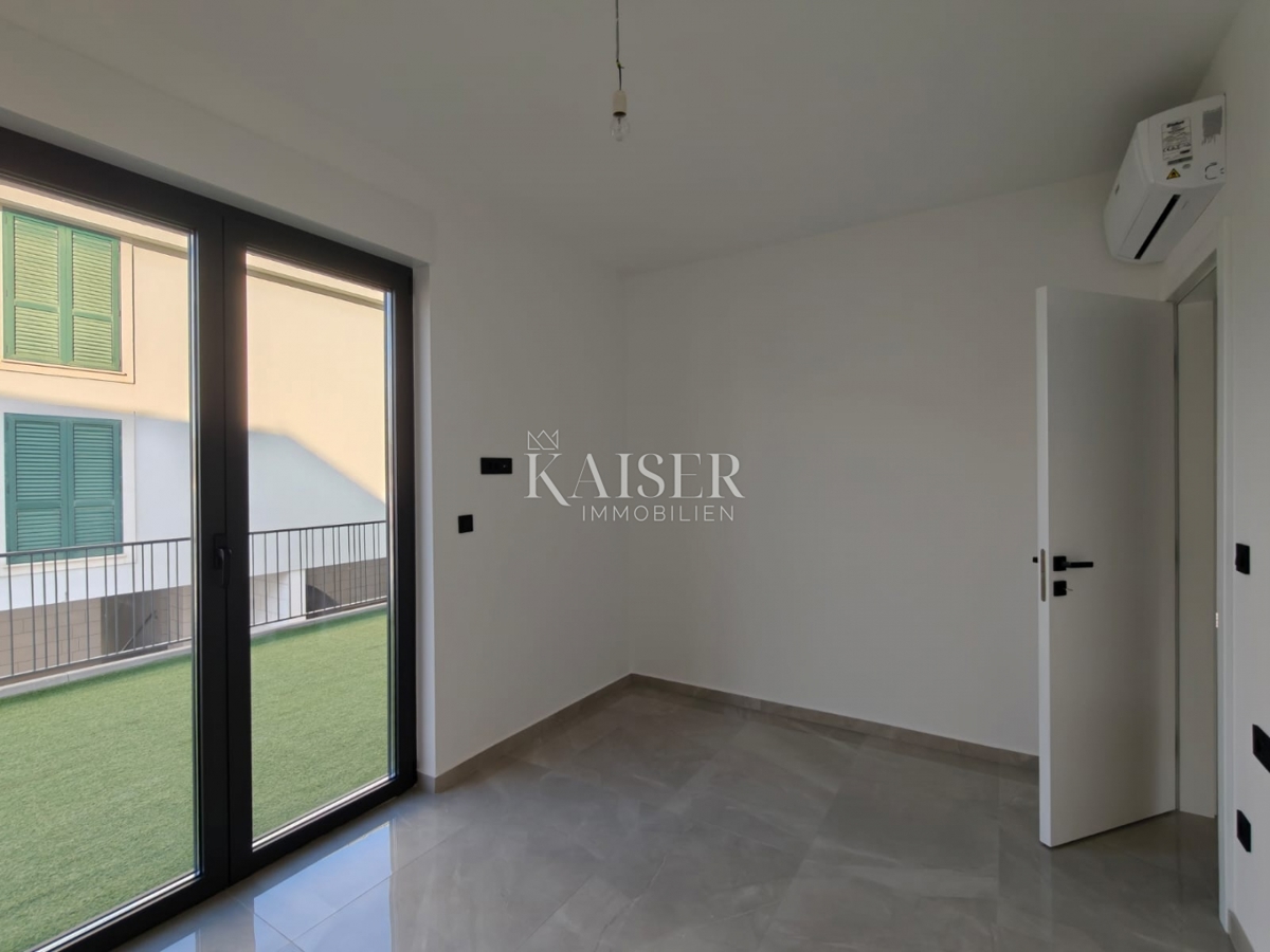 Appartamento Okrug Gornji, Okrug, 80,08m2