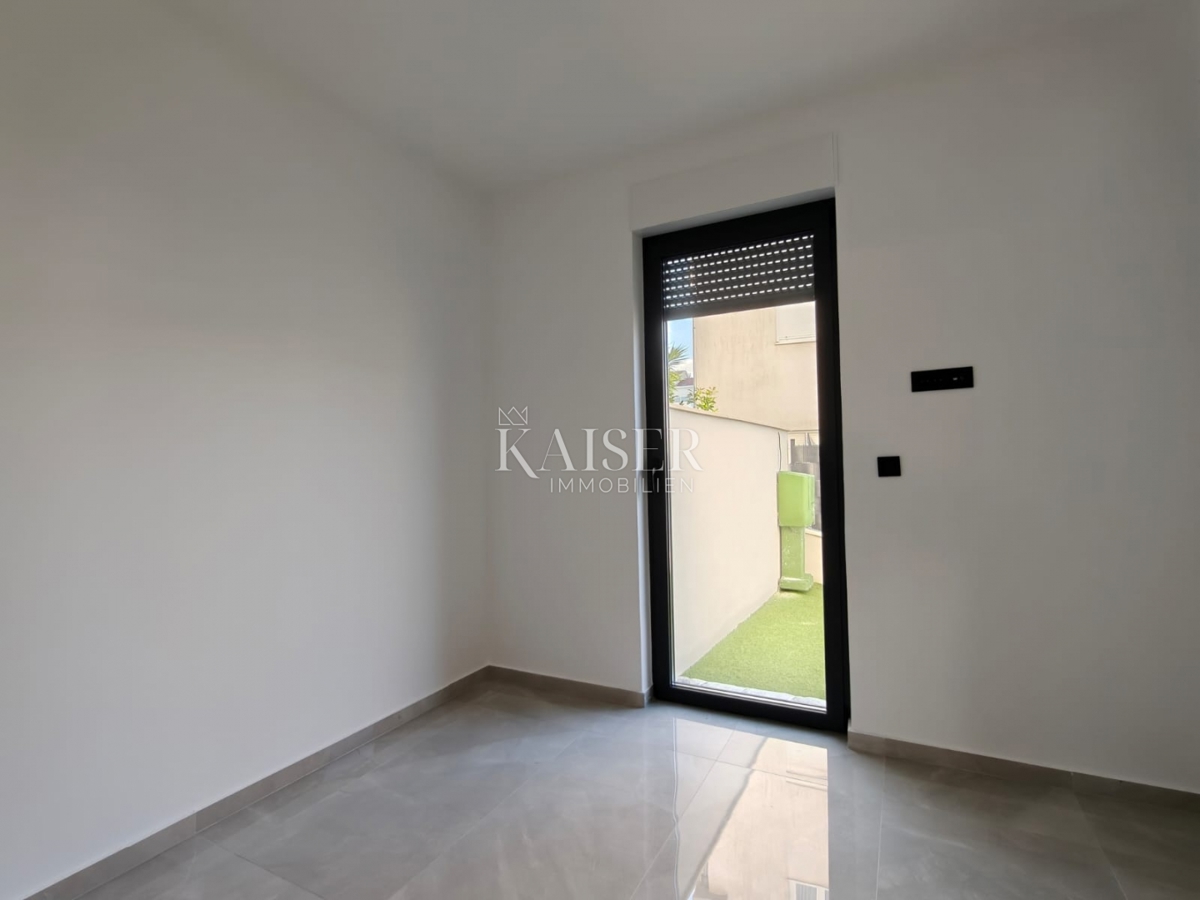 Appartamento Okrug Gornji, Okrug, 80,08m2