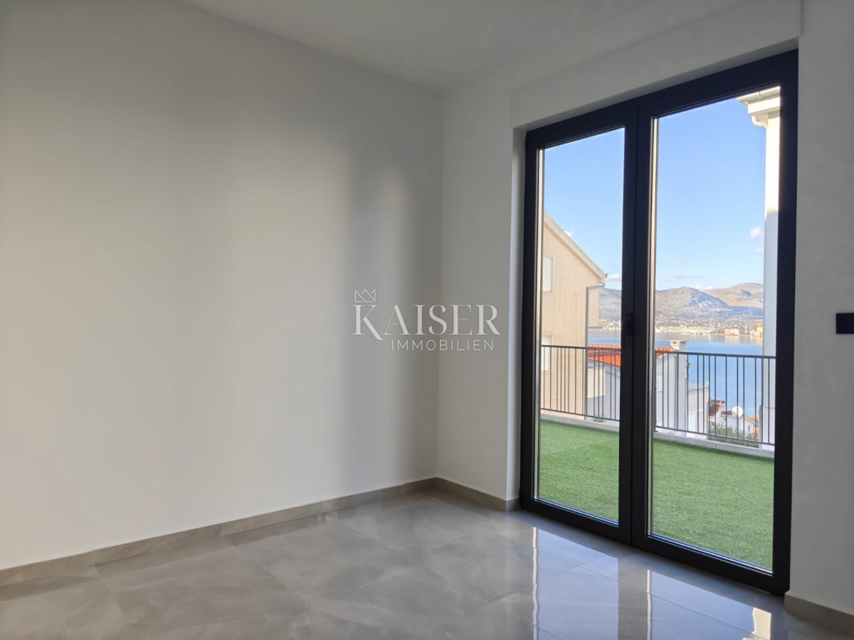 Appartamento Okrug Gornji, Okrug, 80,08m2