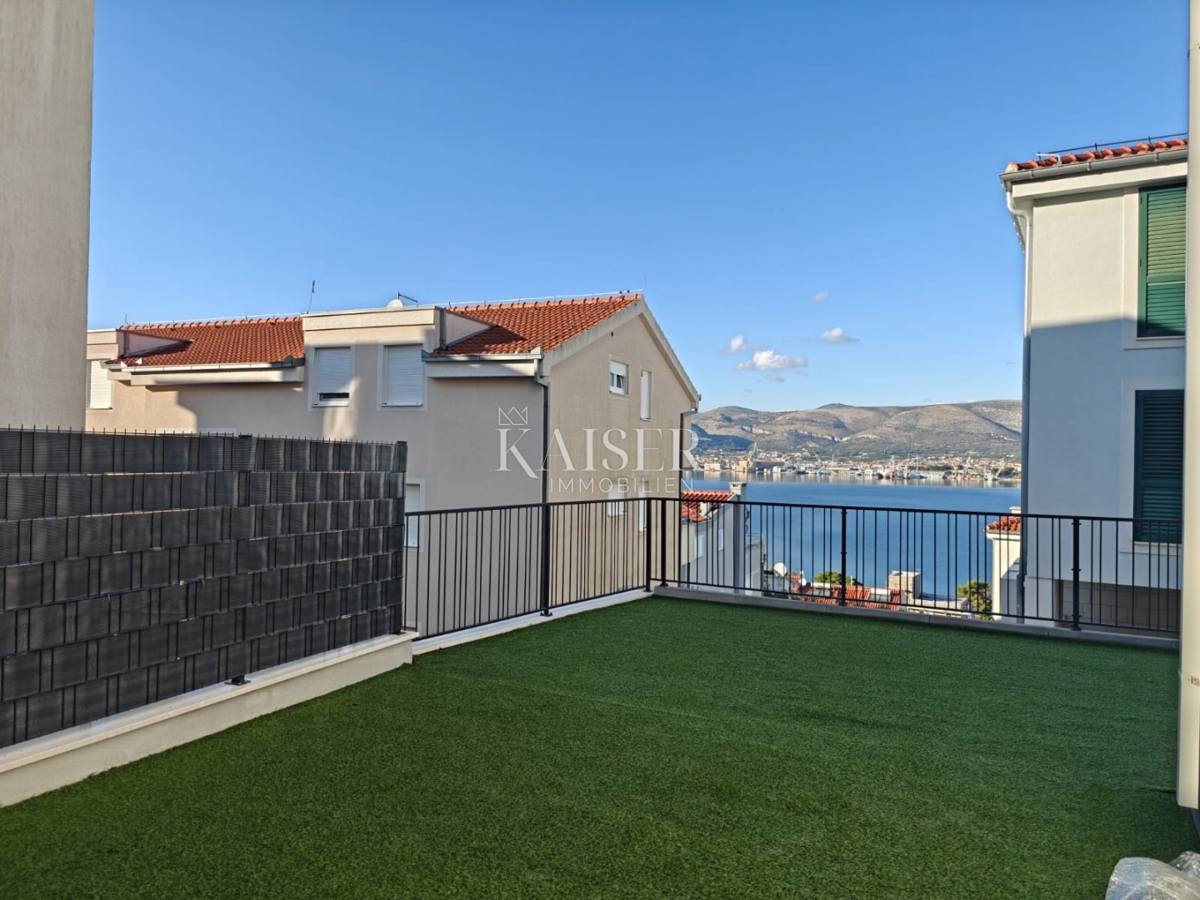 Appartamento Okrug Gornji, Okrug, 80,08m2