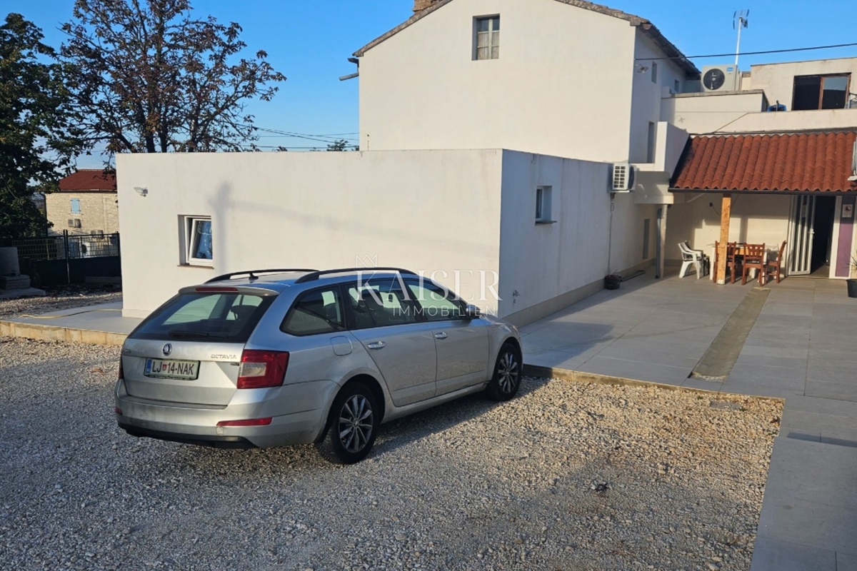 L'Istria, Parenzo, Kaštelir, pensione per lavoratori!