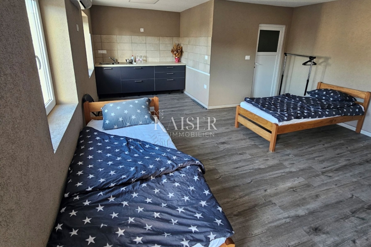 L'Istria, Parenzo, Kaštelir, pensione per lavoratori!