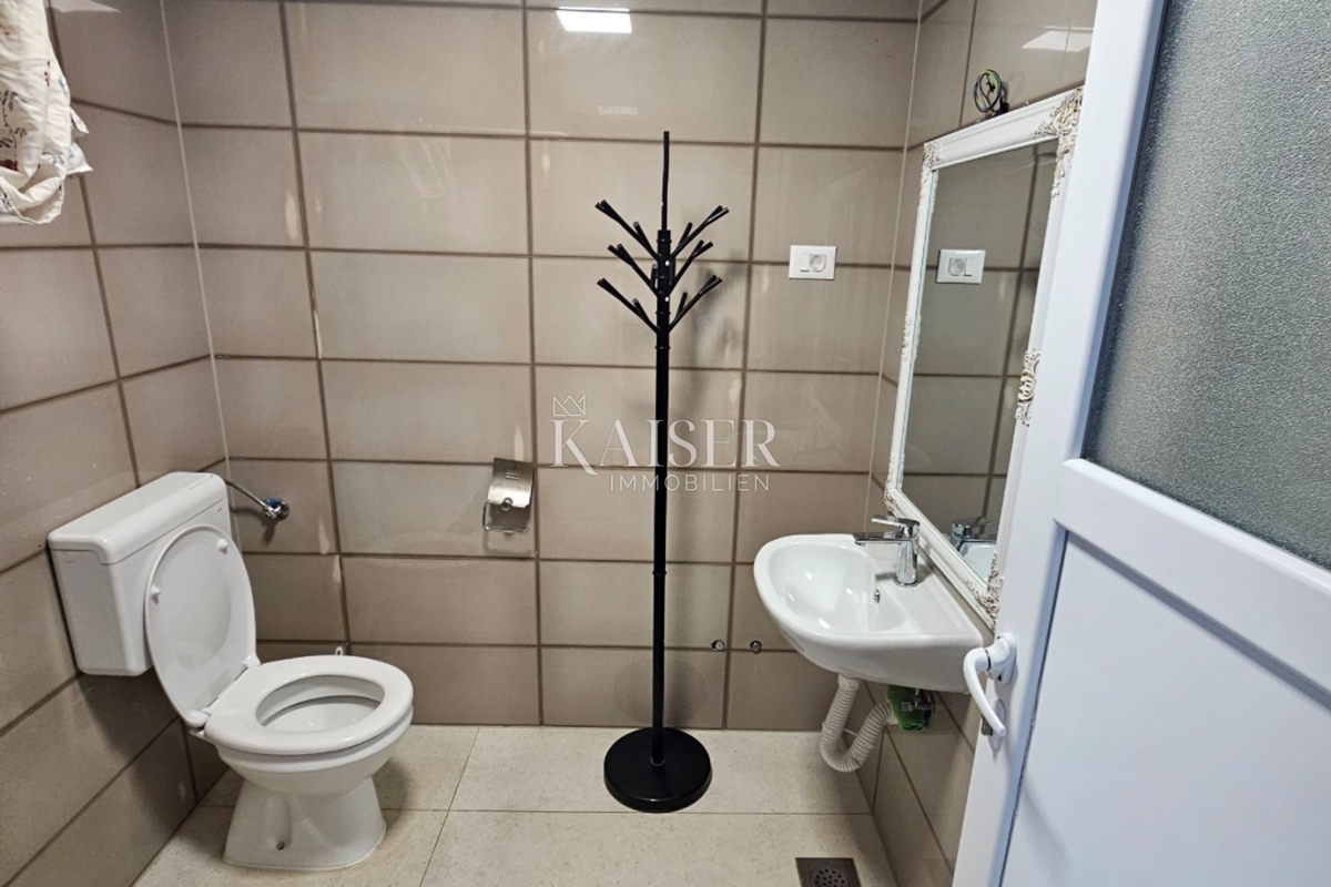 L'Istria, Parenzo, Kaštelir, pensione per lavoratori!