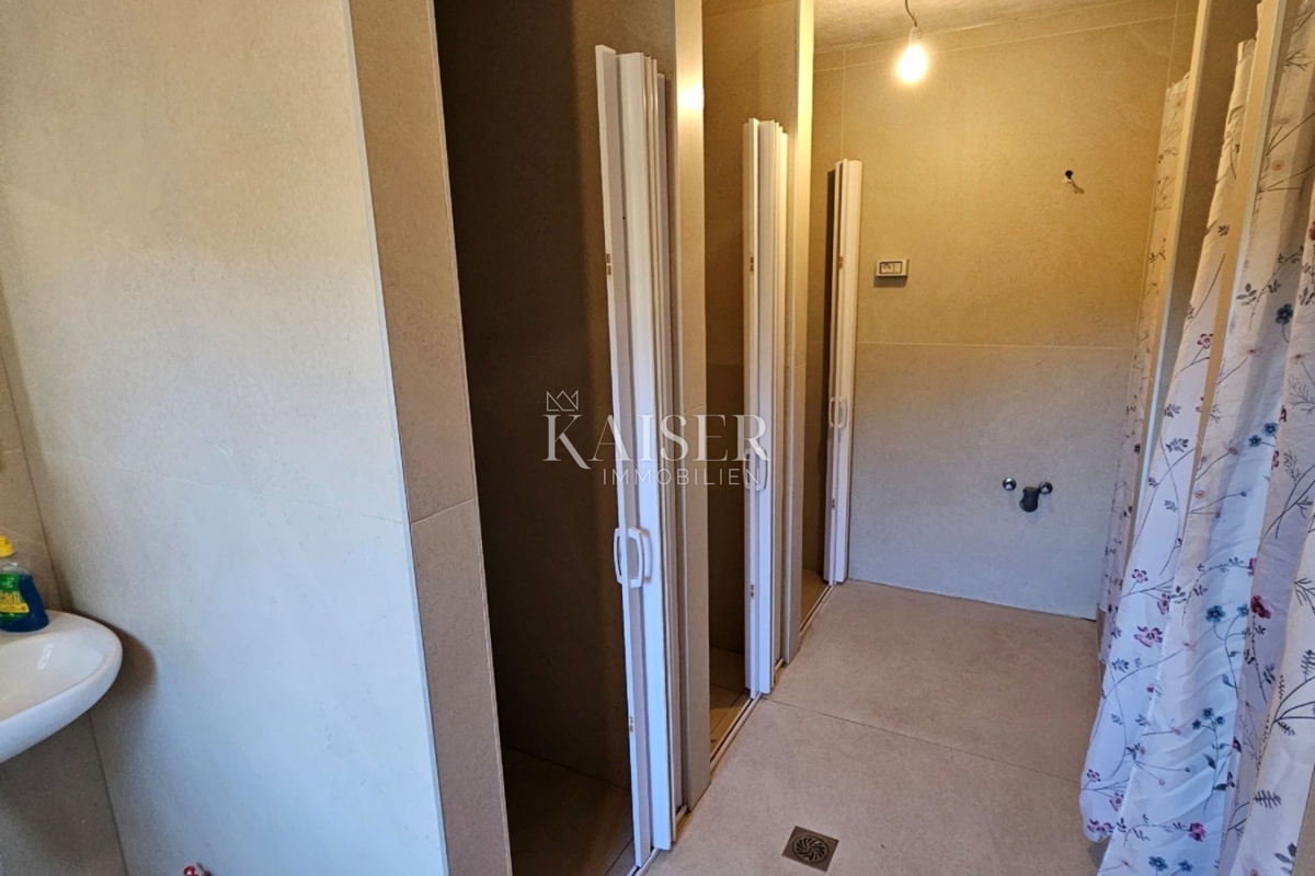 L'Istria, Parenzo, Kaštelir, pensione per lavoratori!