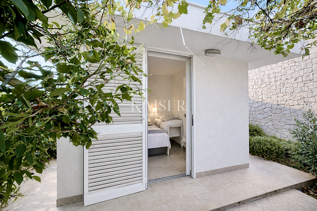 Pag, Potočnica - Villa familiare con piscina e splendida vista a 100 m dalla spiaggia