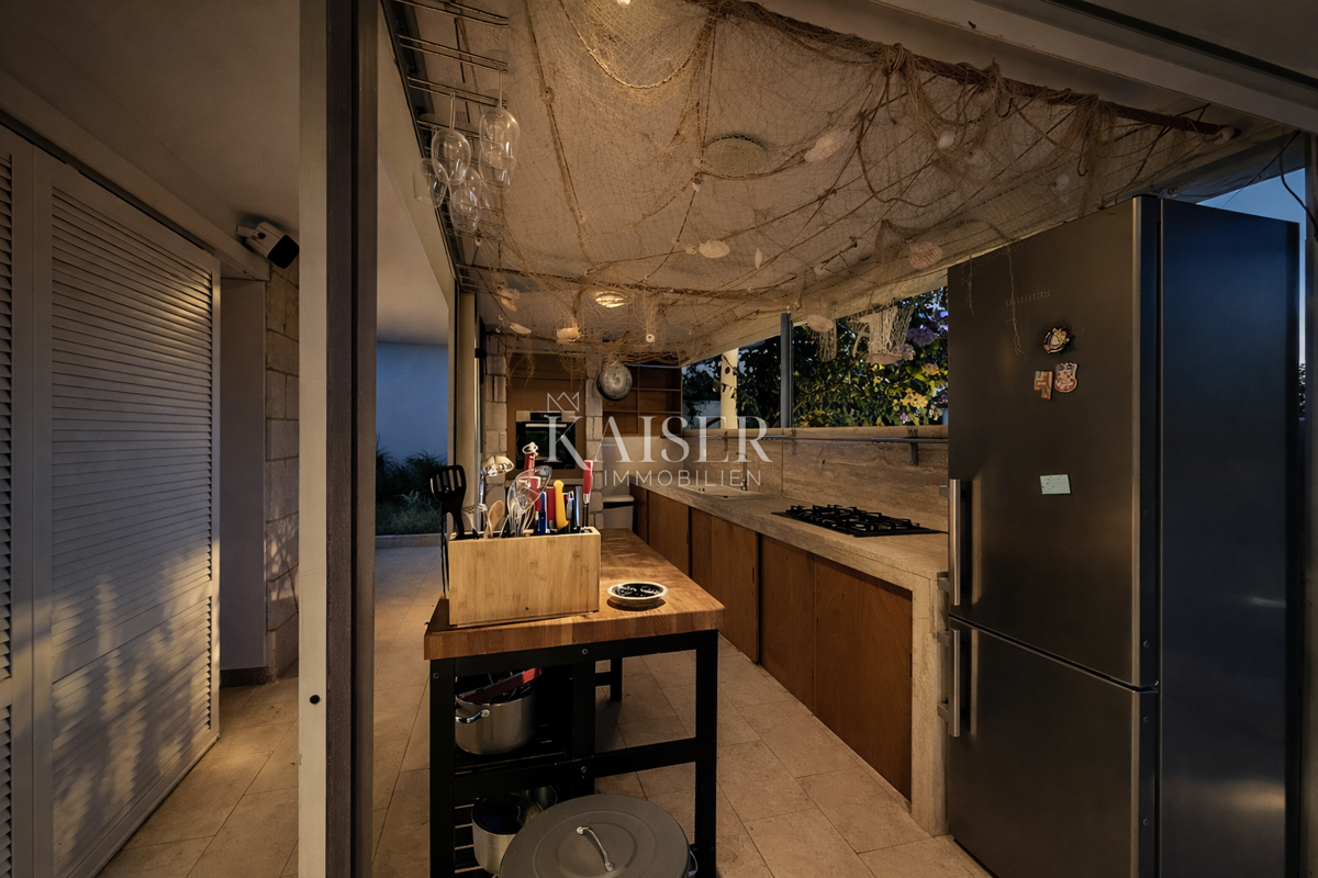 Pag, Potočnica - Villa familiare con piscina e splendida vista a 100 m dalla spiaggia