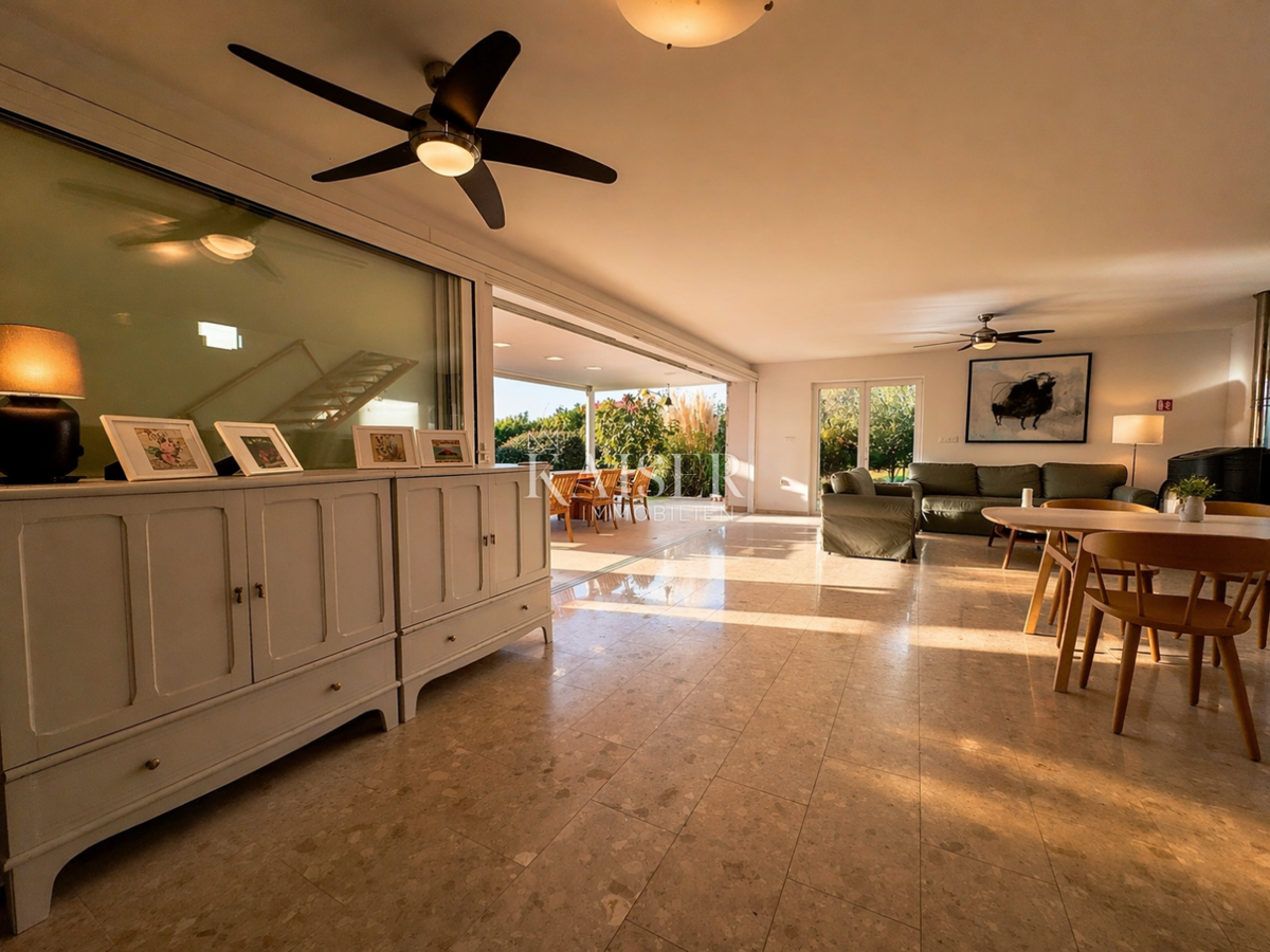 Pag, Potočnica - Villa familiare con piscina e splendida vista a 100 m dalla spiaggia