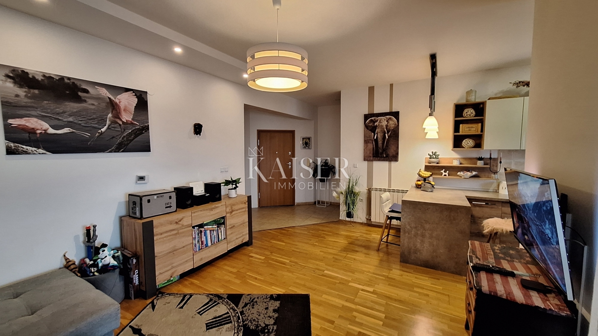 Rijeka-Marinići, appartamento con tre camere da letto, nuova costruzione, vista mare