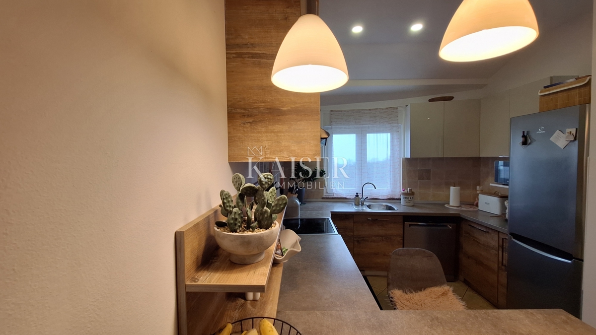 Rijeka-Marinići, appartamento con tre camere da letto, nuova costruzione, vista mare