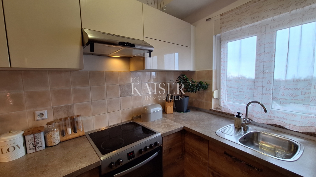 Rijeka-Marinići, appartamento con tre camere da letto, nuova costruzione, vista mare