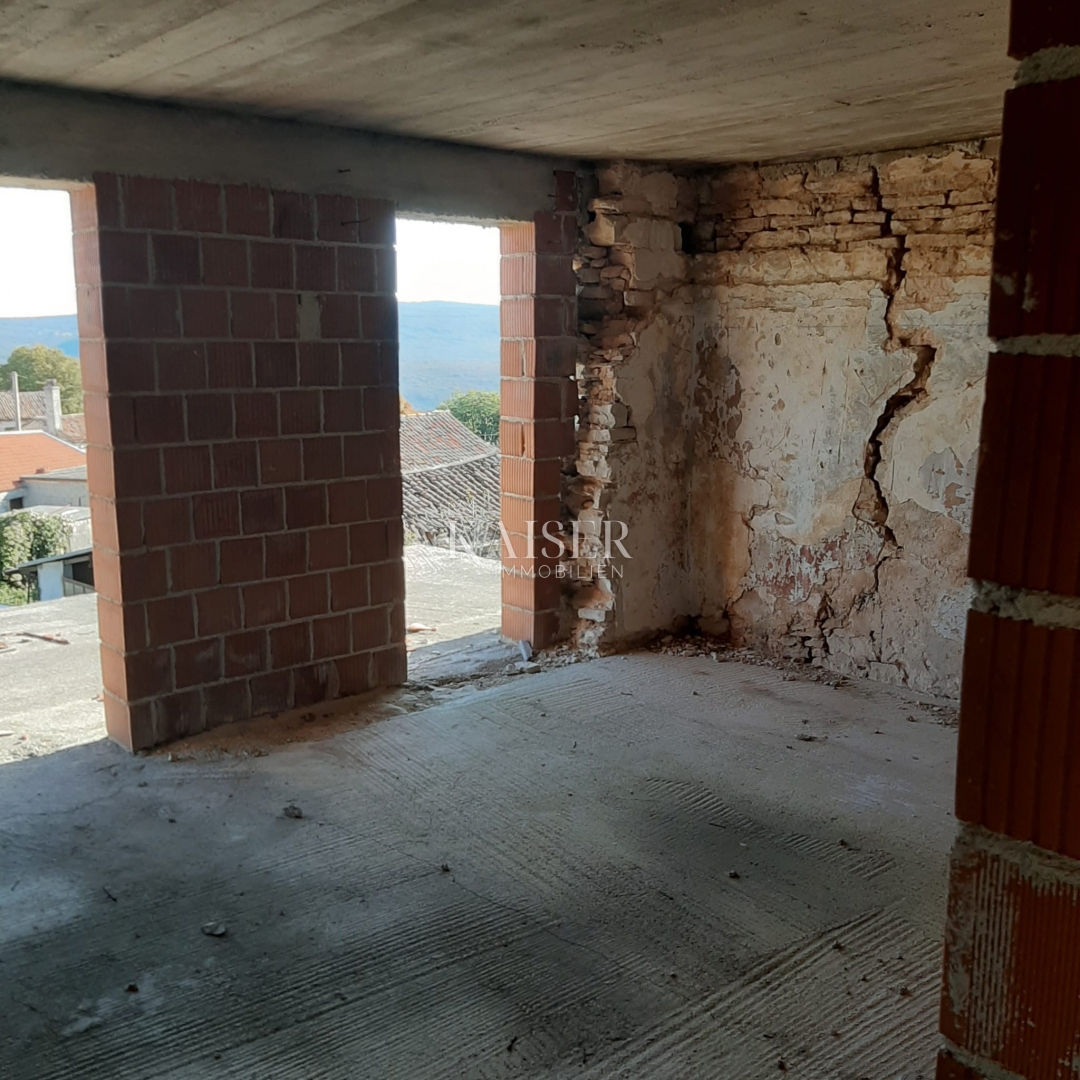 Istria, Barbana - 5 case antiche in vendita