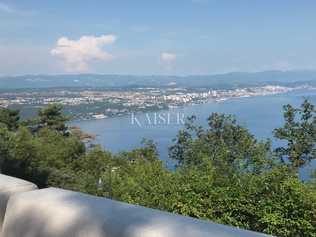 Riviera di Opatija, villa con piscina e vista panoramica sul mare