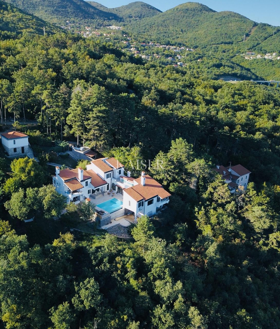 Riviera di Opatija, villa con piscina e vista panoramica sul mare