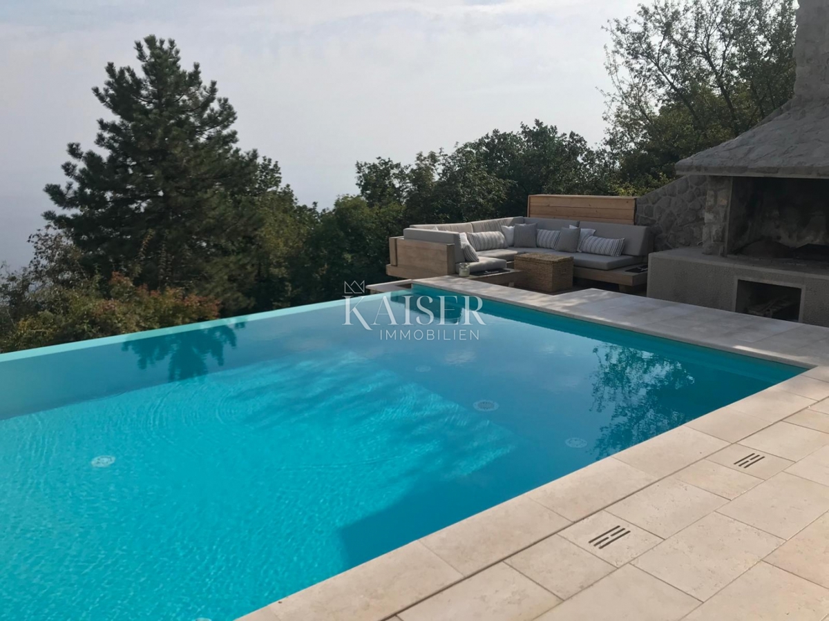 Riviera di Opatija, villa con piscina e vista panoramica sul mare