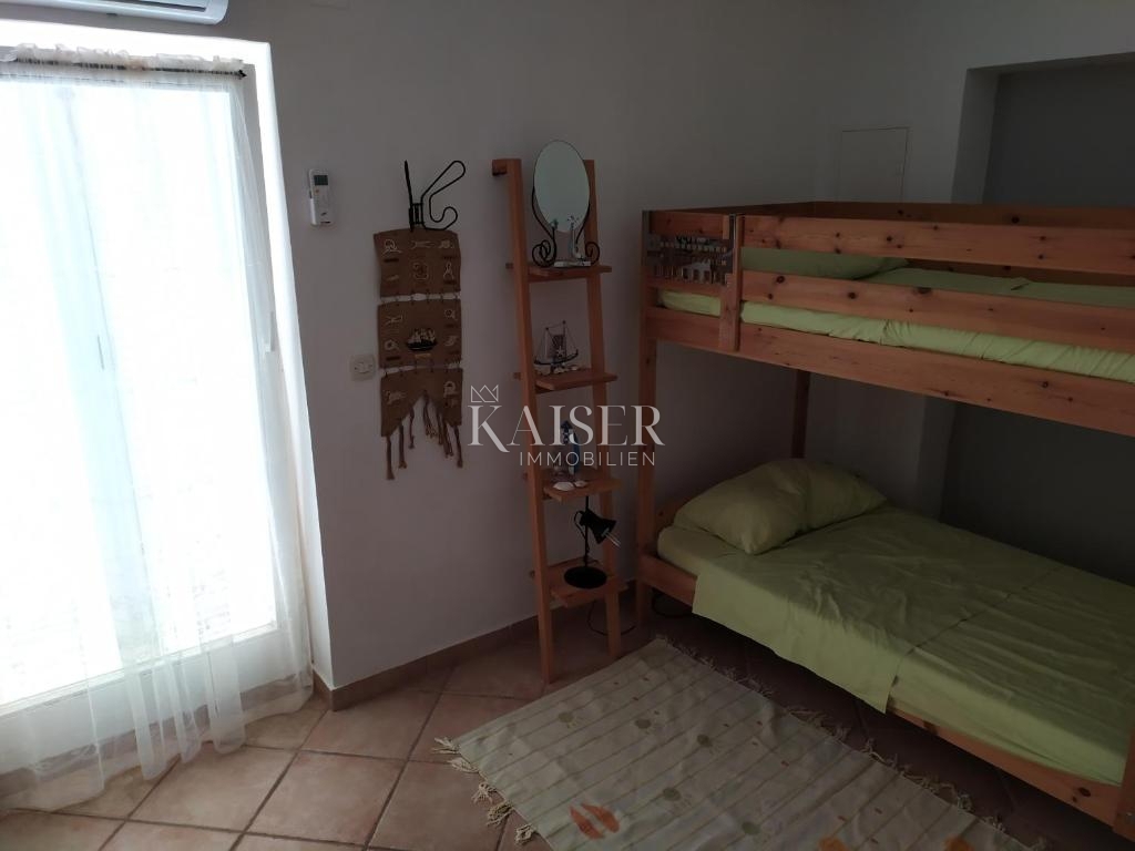 Isola di Lussino, Sv.Jakov, appartamento 71 m2 con vista mare