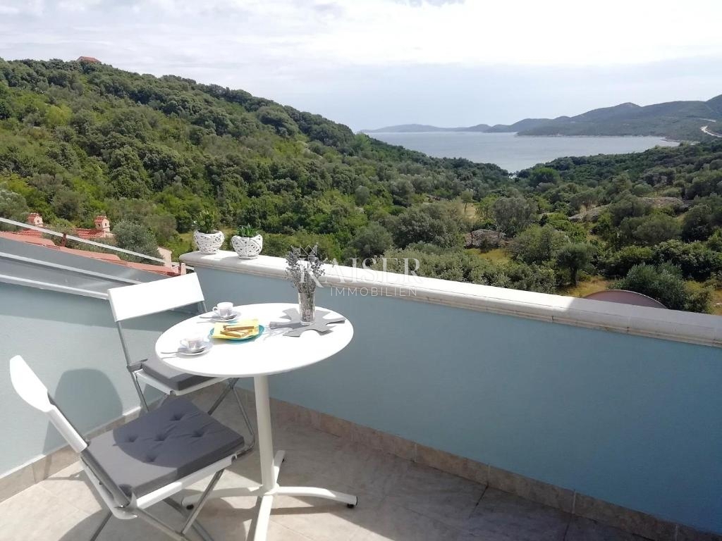 Isola di Lussino, Sv.Jakov, appartamento 71 m2 con vista mare