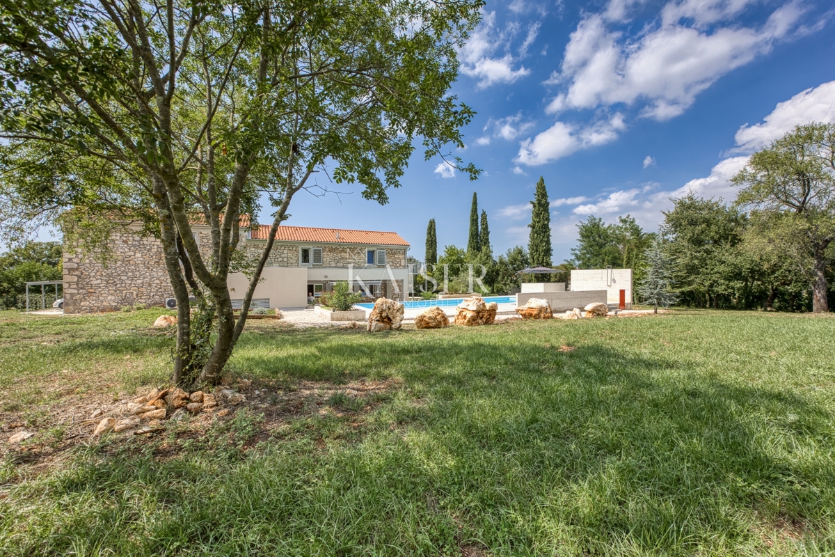 Istria, Visignano - Villa esclusiva 300m2 su 7.000 m²