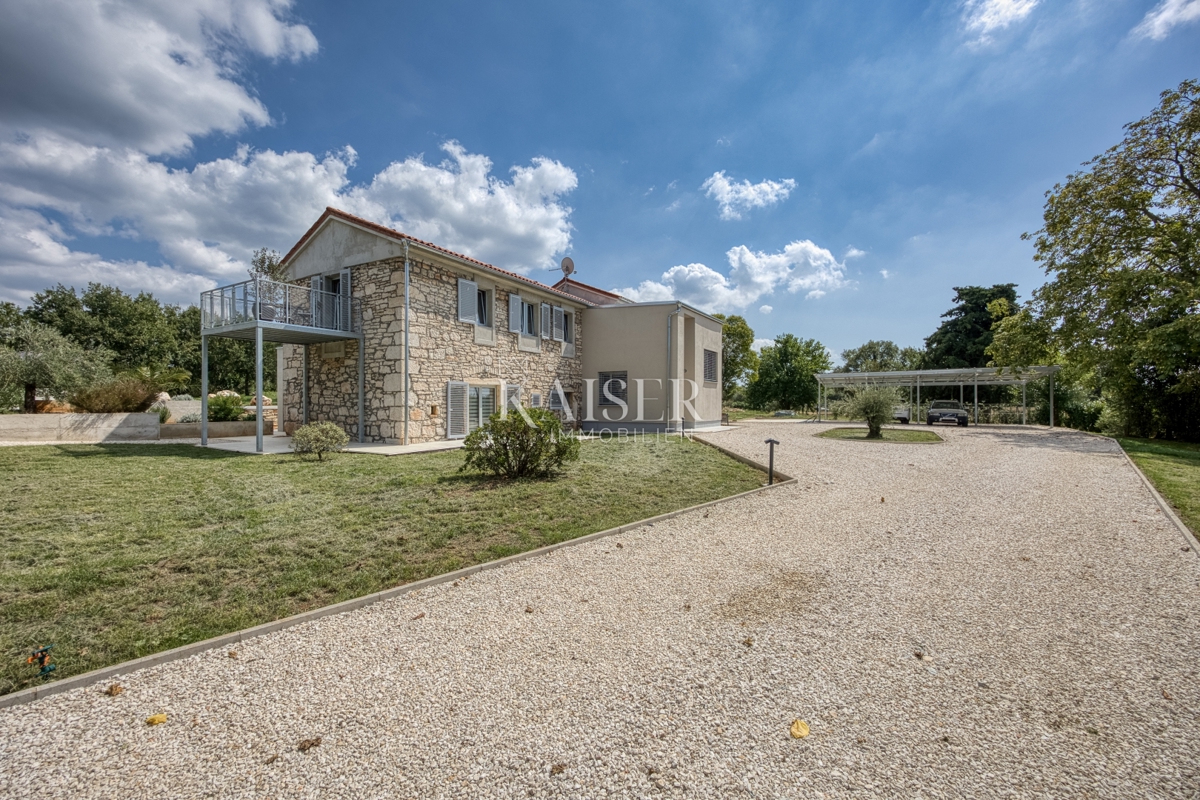 Istria, Visignano - Villa esclusiva 300m2 su 7.000 m²