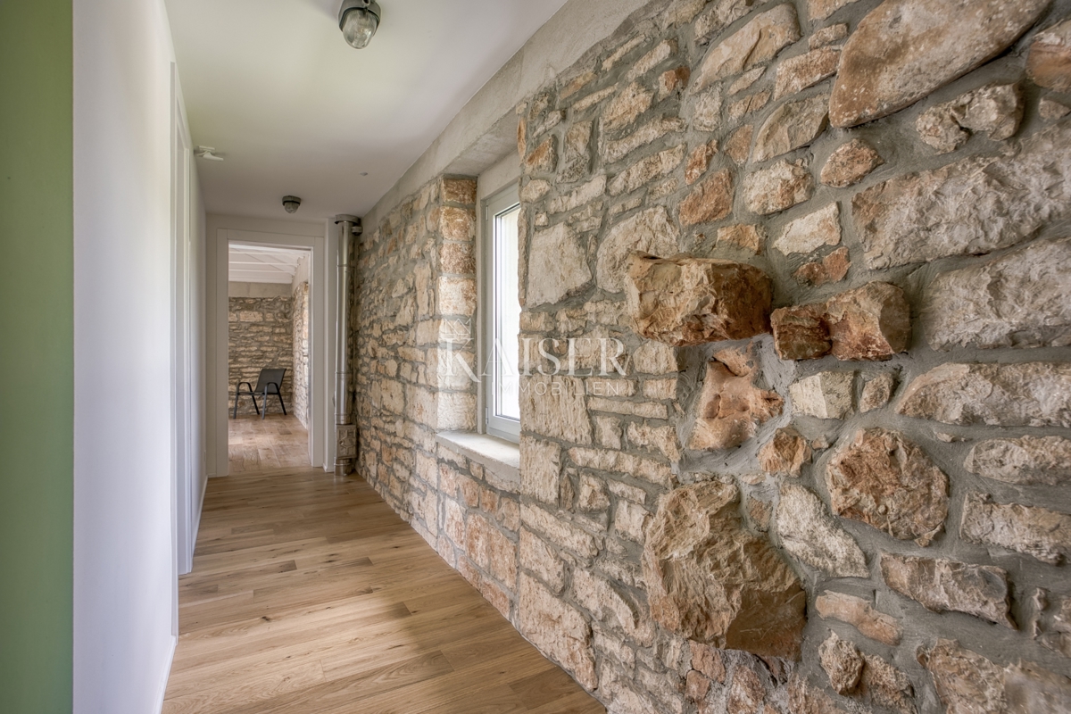 Istria, Visignano - Villa esclusiva 300m2 su 7.000 m²