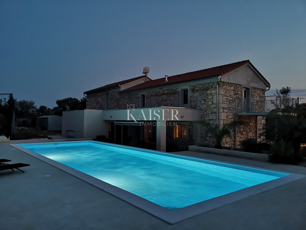 Istria, Visignano - Villa esclusiva 300m2 su 7.000 m²