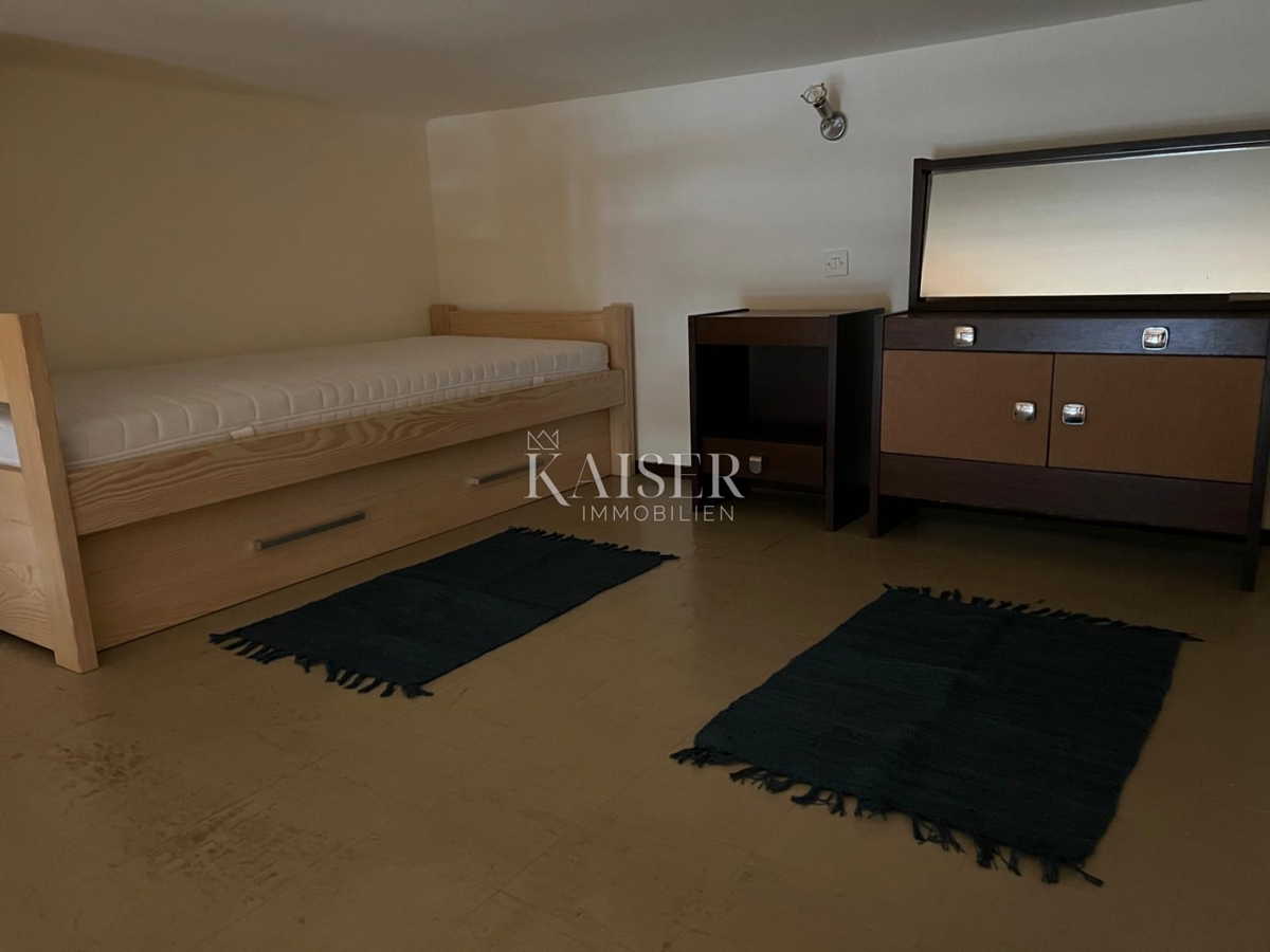 Opatija-Lovran, grazioso monolocale in posizione privilegiata, vicino al centro e al mare