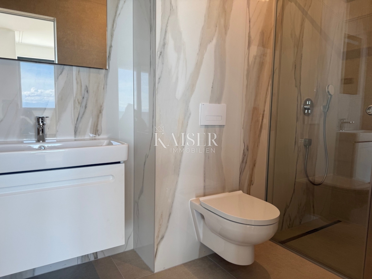 Opatija, Lovran - Attico esclusivo con ampia terrazza e giardino privato