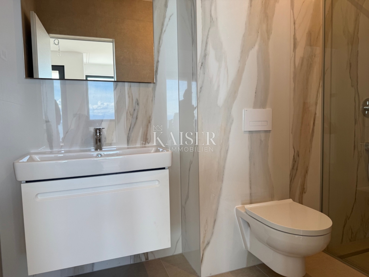 Opatija, Lovran - Attico esclusivo con ampia terrazza e giardino privato