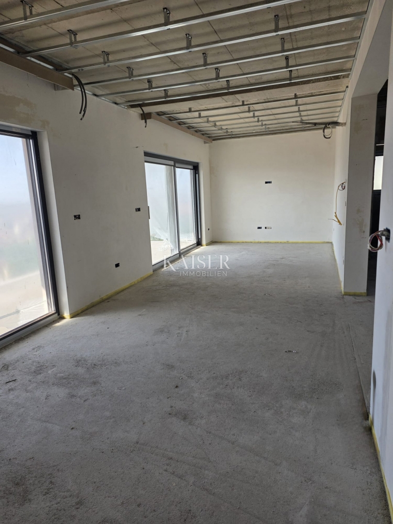 Istria, Parenzo - appartamento con due camere da letto di 80 m² con vista mare